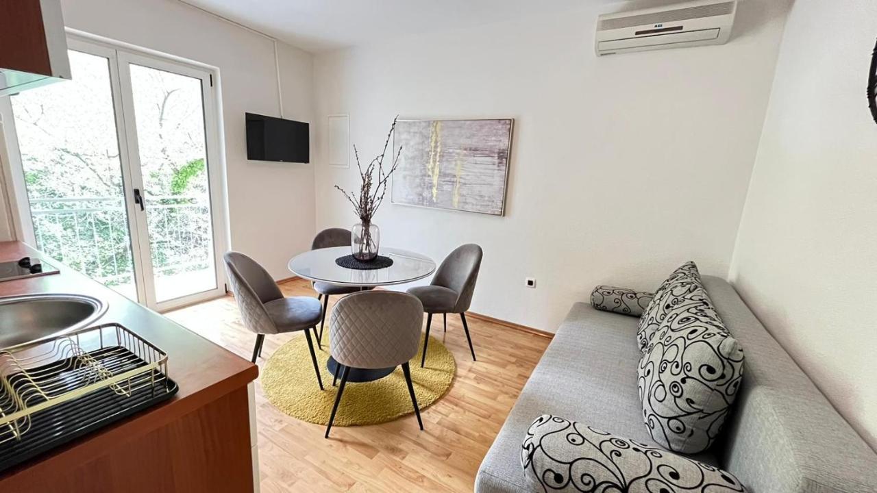 Guesthouse Civljak บาชกาโวดา ภายนอก รูปภาพ
