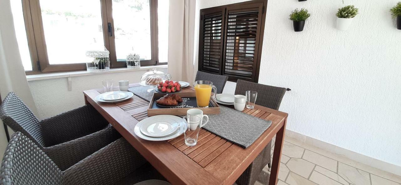 Guesthouse Civljak บาชกาโวดา ภายนอก รูปภาพ
